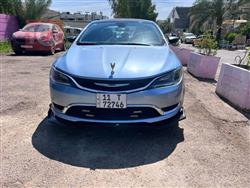 Chrysler 200